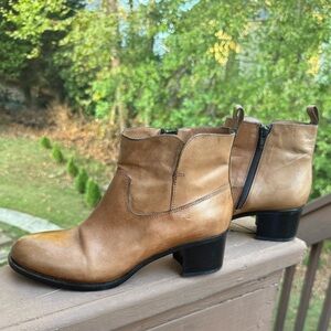 Salamander leather boots